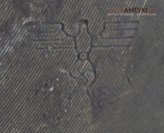 lampa niemiecka ze swastyką